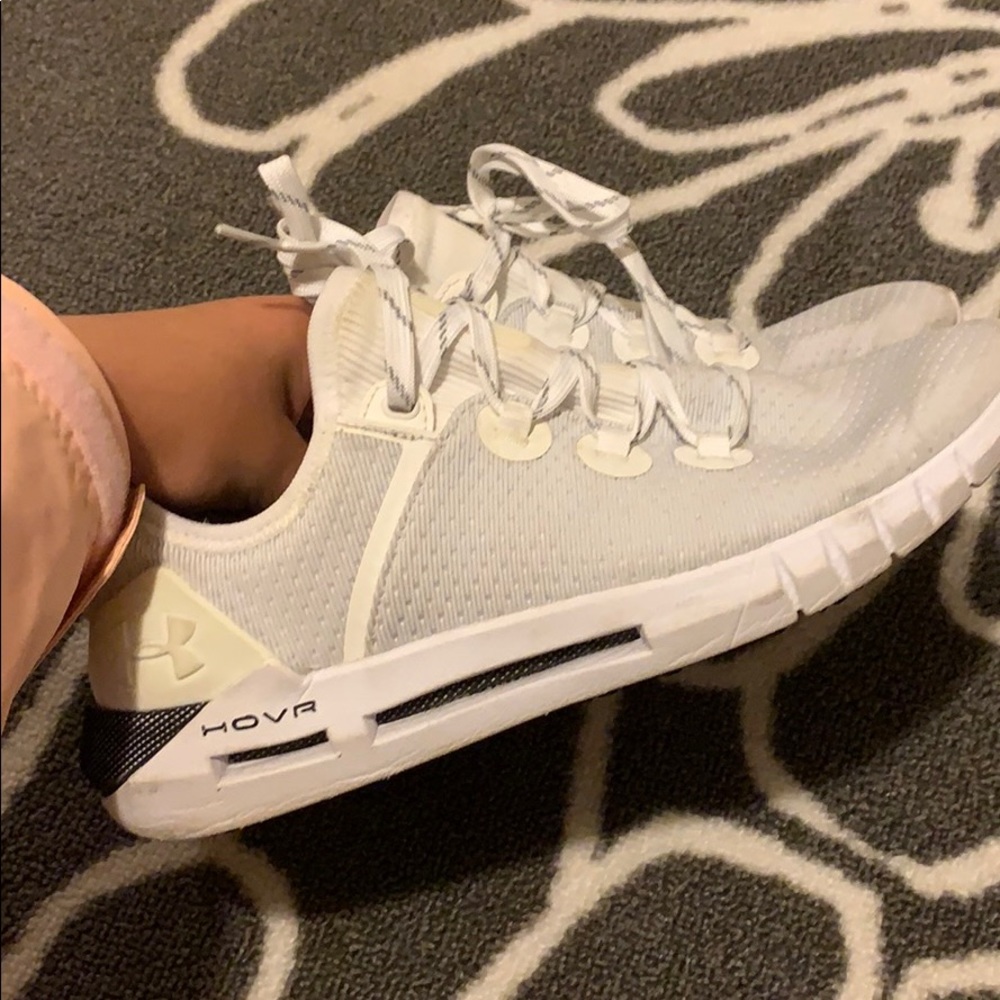Under Armour HOVR SHOES